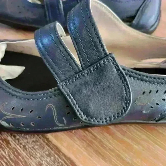 Ross Hommerson Chelsea Mary Jane Velcro Close Leather Flexible Mary Jane 11SS - Picture 12 of 15